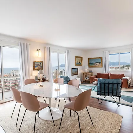 Geoffrey By Terrys Homes Appartement