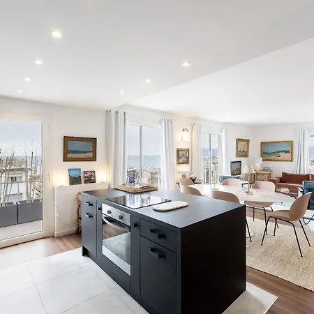 Geoffrey By Terrys Homes Apartmán *
