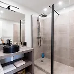 Διαμέρισμα Geoffrey By Terrys Homes *