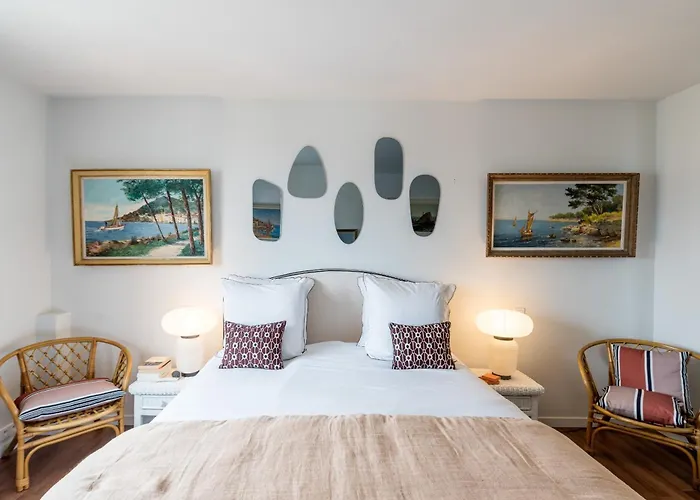 Geoffrey By Terrys Homes Cannes