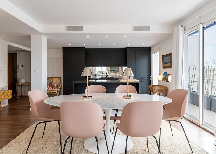 Daire Geoffrey By Terrys Homes