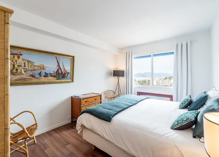 Geoffrey By Terrys Homes Cannes